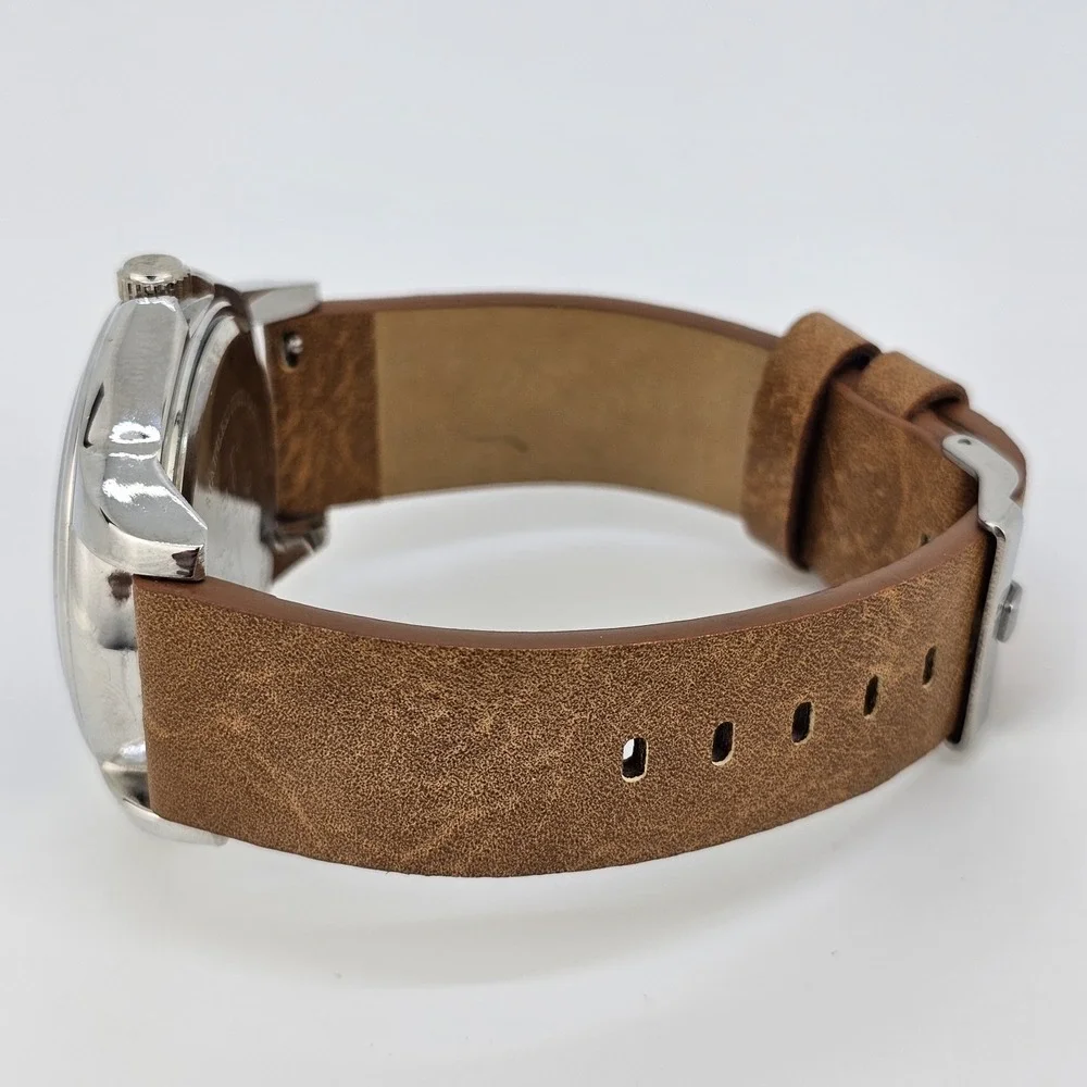 No‎ Boundaries Men's Watch 44MM Purple Dial Brown Leather Bands New Battery